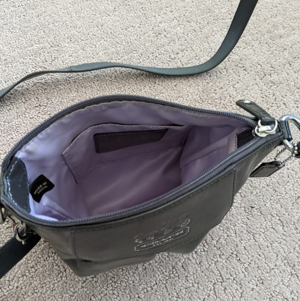 Coach swingpack - Picture 2 of 3